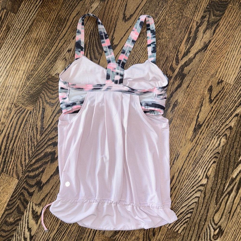 Lululemon pink tank with built-in sports bra. Tightens at the bottom Size 6 - Picture 3 of 8